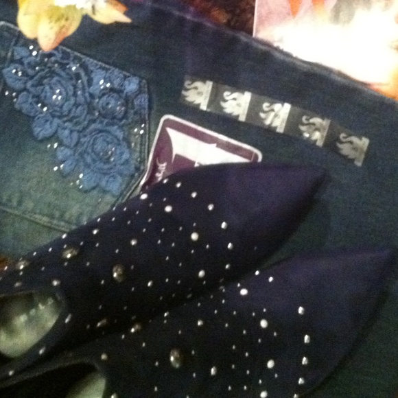 Elegant Navy Studded Women's Ankle Boots - Picture 5 of 6